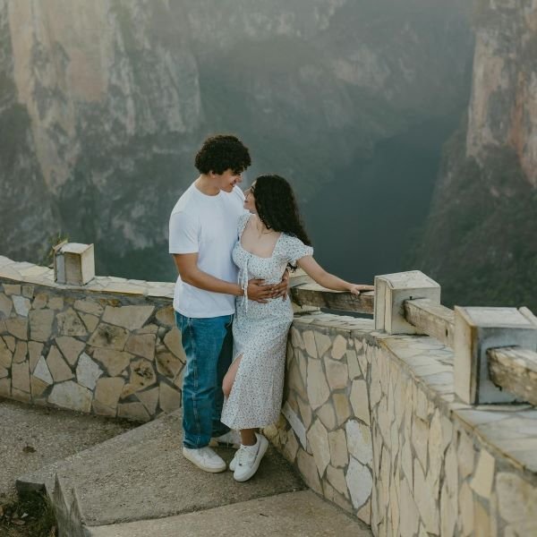 How to Read Subtle Dating Cues